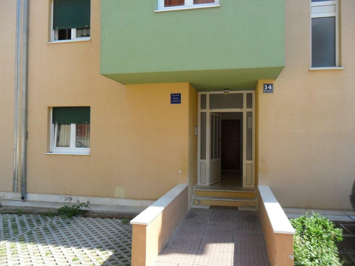 Apartment Ivan Трогир Экстерьер фото