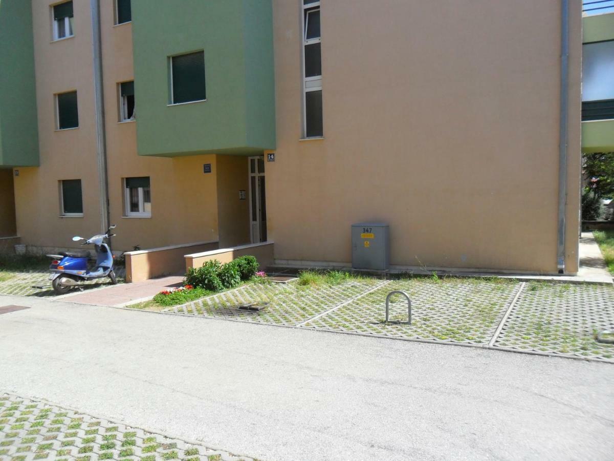 Apartment Ivan Трогир Экстерьер фото