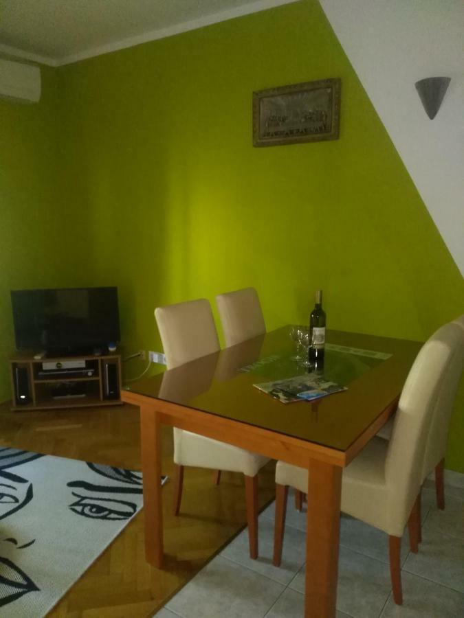 Apartment Ivan Трогир Экстерьер фото